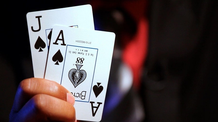 Cach choi Blackjack giup ban luon nam chac chien thang
