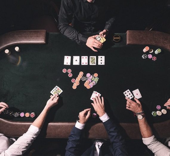Tận dụng sự thụ động của đối thủ trong bàn cược Poker